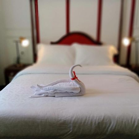 Mruyung Guest House Kota Lama Banyumas Mitra Reddoorz エクステリア 写真
