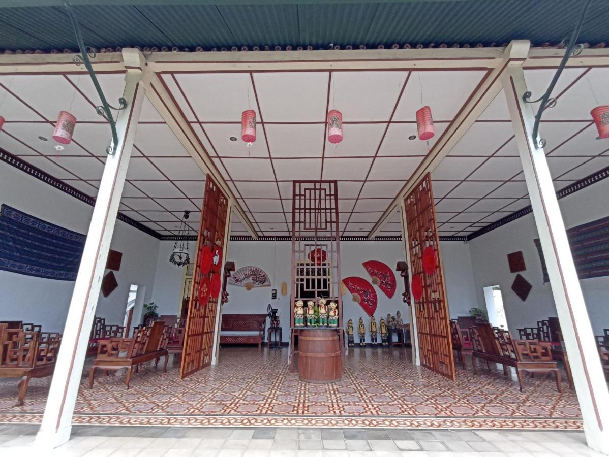 Mruyung Guest House Kota Lama Banyumas Mitra Reddoorz エクステリア 写真