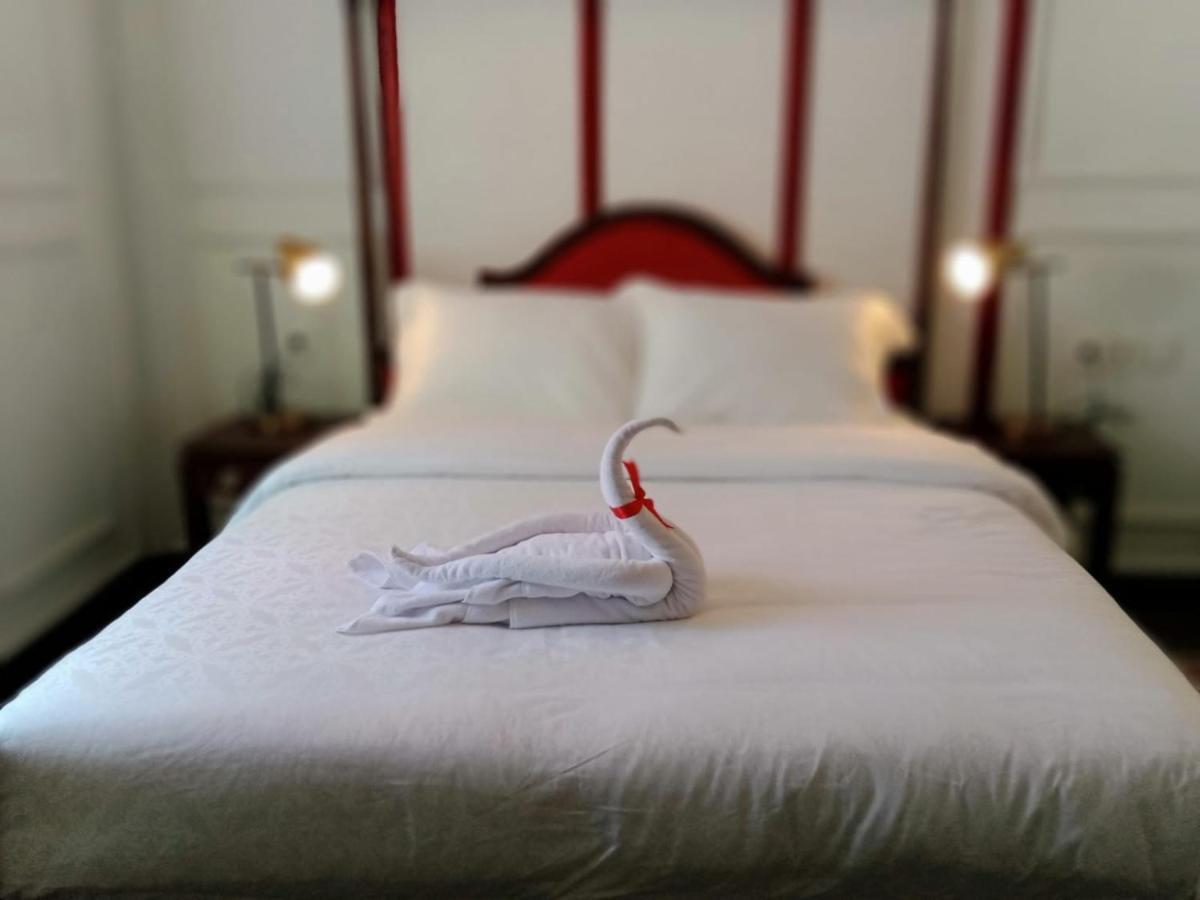 Mruyung Guest House Kota Lama Banyumas Mitra Reddoorz エクステリア 写真