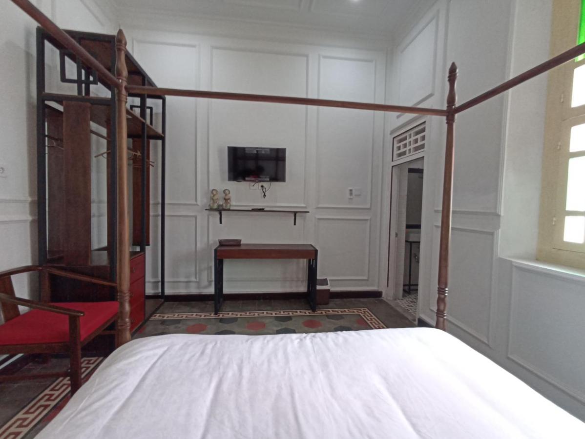 Mruyung Guest House Kota Lama Banyumas Mitra Reddoorz エクステリア 写真
